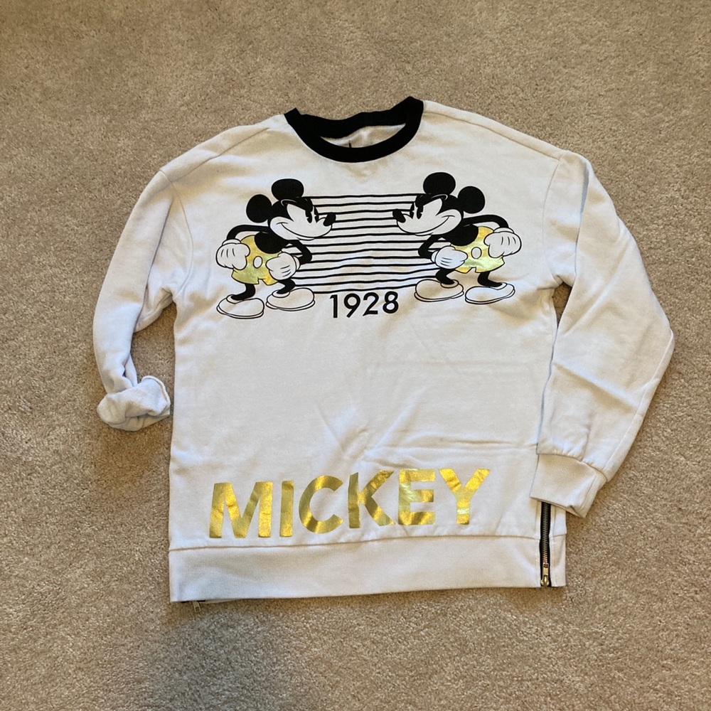 Disney Mickey Mouse sweater